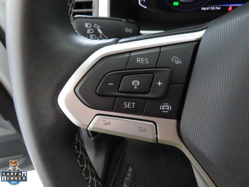 Used 2023 Volkswagen Atlas Cross Sport SE FWD image 14