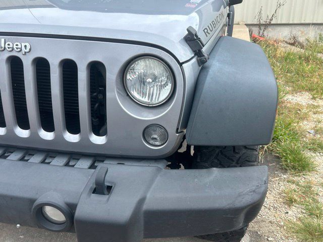 Used 2014 Jeep Wrangler Unlimited Rubicon w/ Connectivity Group AWD/4WD image 10