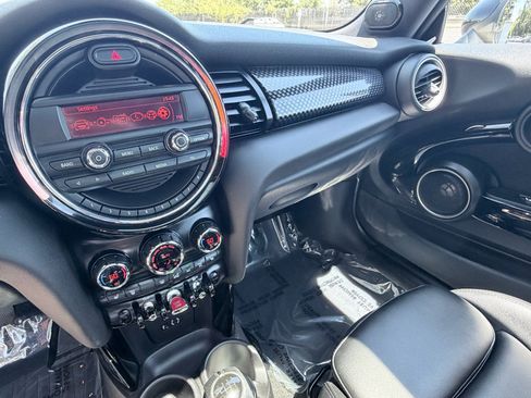 Used 2015 MINI Cooper S FWD image 12