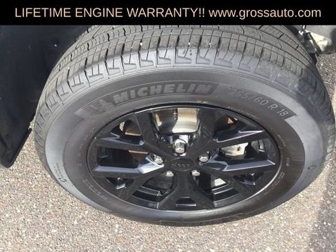 Used 2025 Jeep Grand Cherokee Altitude AWD/4WD image 6