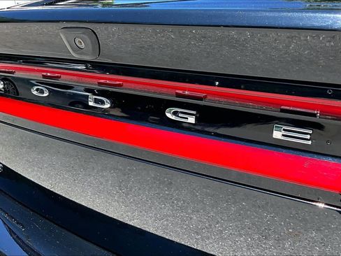 Used 2019 Dodge Charger SXT w/ Leather Interior Group RWD image 31