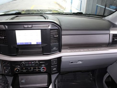 Used 2025 Ford F250 XLT w/ FX4 Off-Road Package AWD/4WD image 30