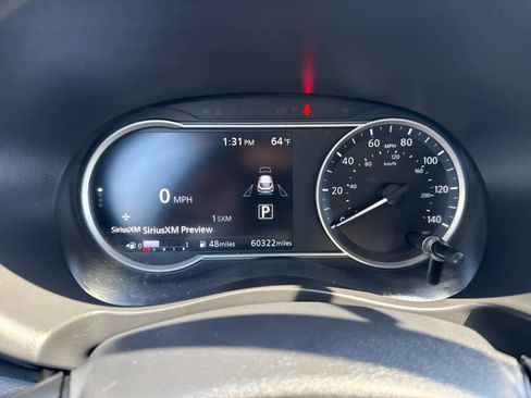 Used 2019 Nissan Kicks SR w/ SR Premium Package image 18