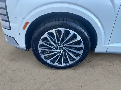 Used 2026 Hyundai Palisade Calligraphy image 14