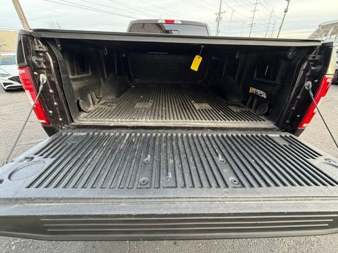 Used 2019 Ford F150 XLT w/ Equipment Group 302A Luxury AWD/4WD image 17