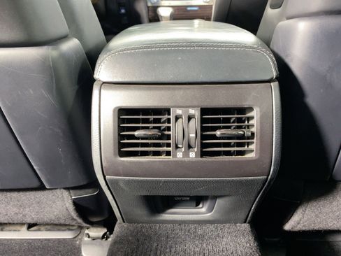 Used 2017 Lexus LS 460 image 29