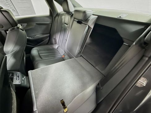 Used 2022 Audi A4 2.0T Premium Plus image 21