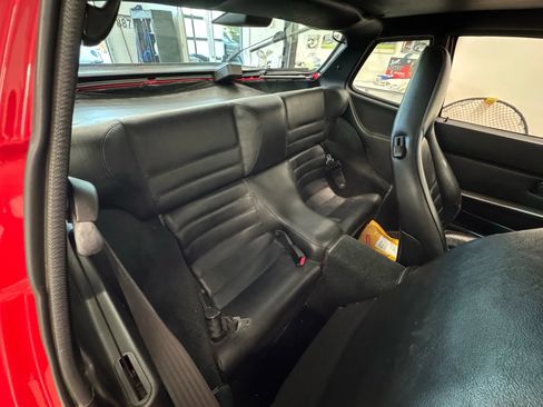 Used 1986 Porsche 944 Turbo image 16