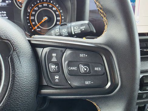 Used 2024 Jeep Wrangler Unlimited Sport AWD/4WD image 14