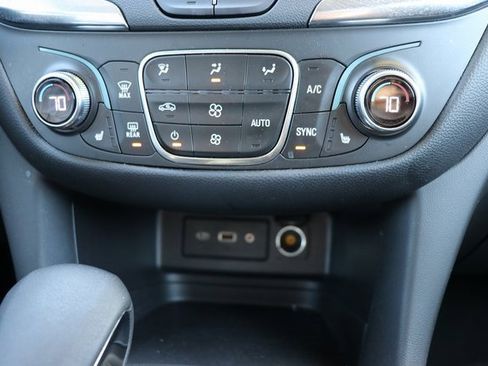 Used 2024 Chevrolet Equinox LT image 26