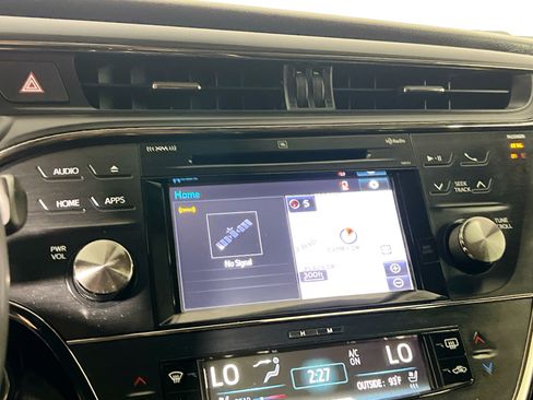Used 2016 Toyota Avalon Limited w/ Toyota Safety Sense Package FWD image 28