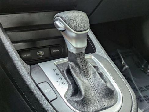 Used 2023 Kia Forte LXS image 14