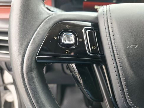 Used 2024 Lincoln Aviator Reserve AWD/4WD image 15