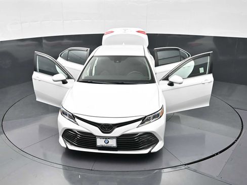 Used 2020 Toyota Camry LE w/ Cold Weather Package AWD/4WD image 33
