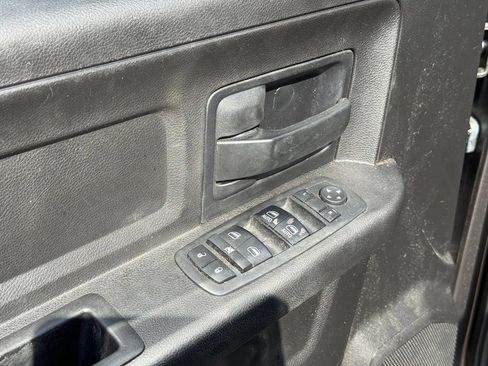 Used 2018 RAM 1500 Express w/ Express Value Package AWD/4WD image 13