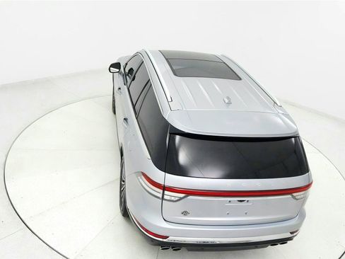 Used 2020 Lincoln Aviator Reserve w/ Elements Package Plus AWD/4WD image 16