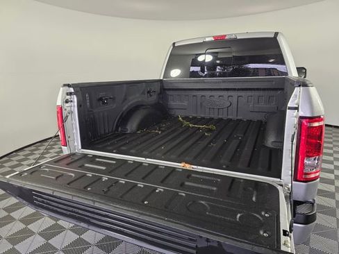 Used 2017 Ford F150 XLT w/ Equipment Group 302A Luxury image 18