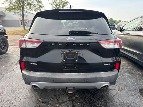 Used 2022 Ford Escape SEL w/ Technology Package AWD/4WD image 3