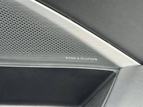 Certified 2025 Acura MDX w/ Technology Package image 24