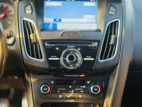 Used 2017 Ford Focus ST w/ Equipment Group 401A image 25