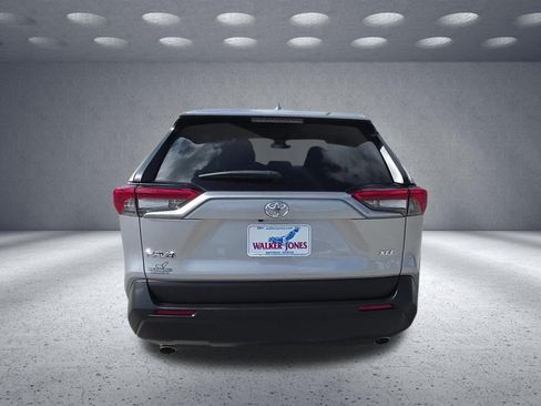 Used 2023 Toyota RAV4 XLE FWD image 6