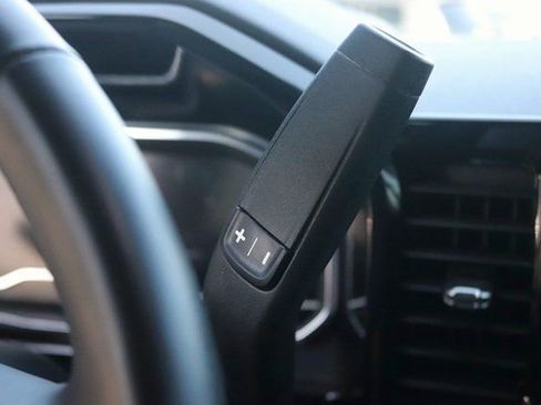 Used 2024 GMC Sierra 1500 SLT image 24