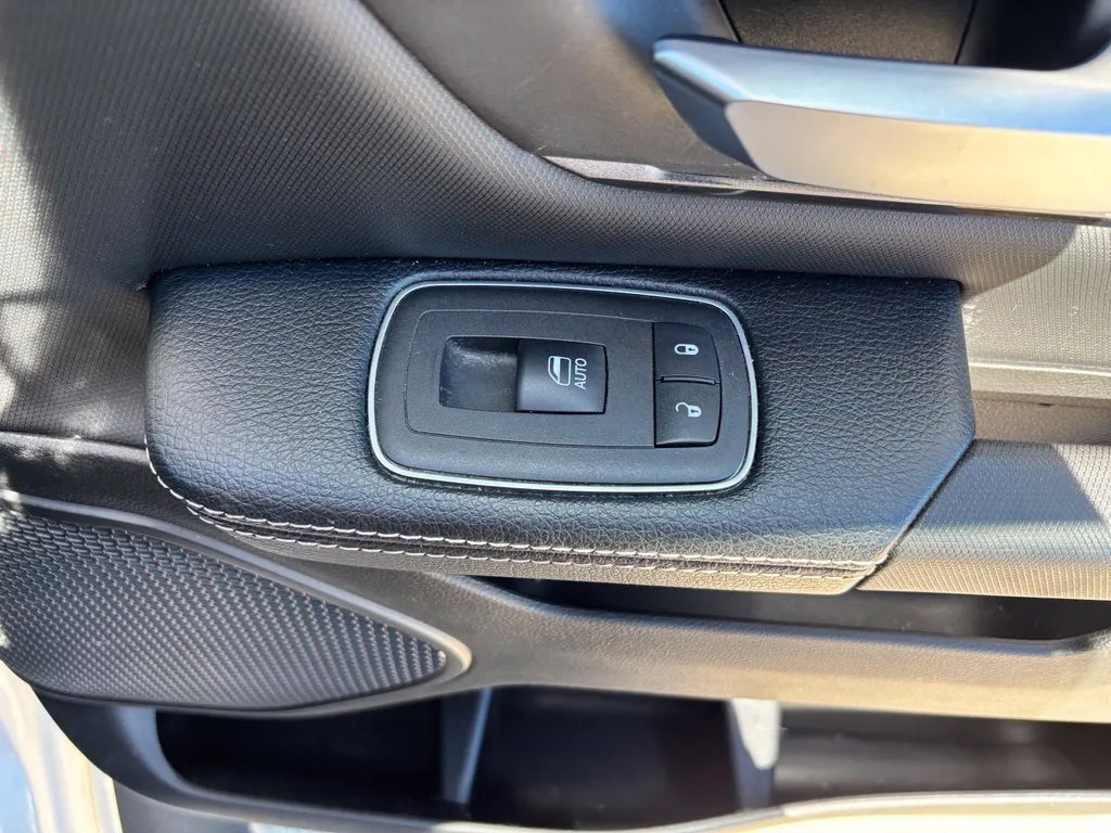 Used 2019 RAM 1500 Sport w/ Level 2 Equipment Group AWD/4WD image 33