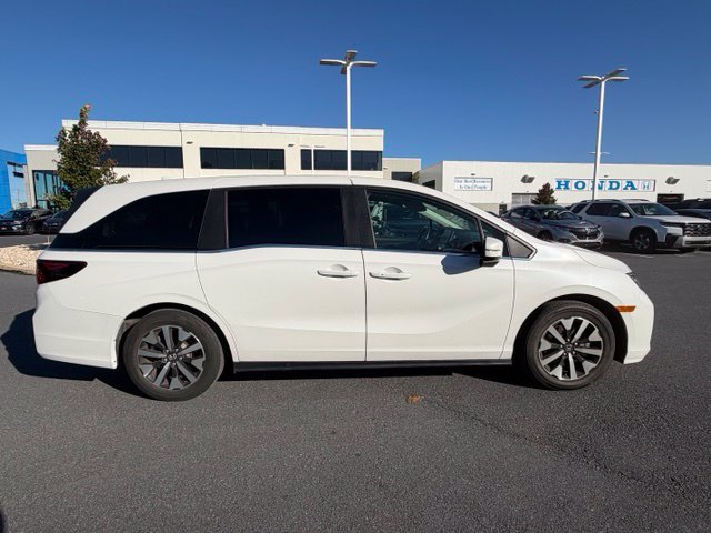 Used 2025 Honda Odyssey EX-L image 2