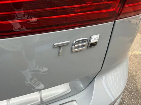 Used 2025 Volvo XC60 T8 Plus w/ Protection Package Premier AWD/4WD image 24
