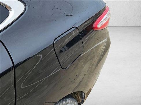 Used 2017 Toyota Camry SE image 16