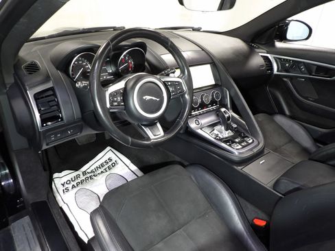 Used 2020 Jaguar F-TYPE Convertible RWD image 19