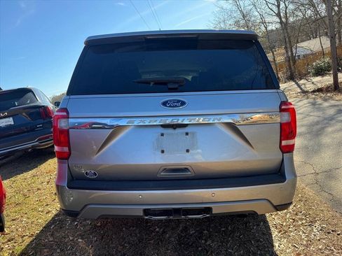 Used 2020 Ford Expedition XLT w/ Equipment Group 202A image 6
