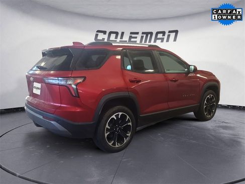 Used 2025 Chevrolet Equinox LT w/ Convenience Package II image 5