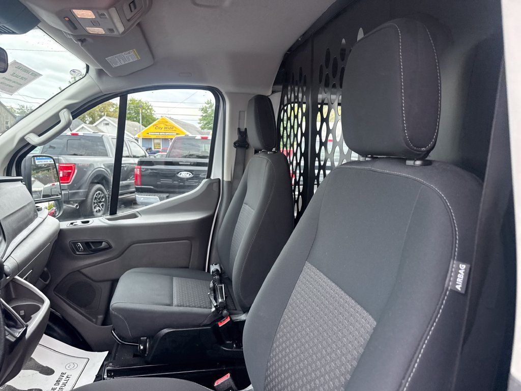 Used 2025 Ford Transit 250 Low Roof w/ Exterior Upgrade Package RWD image 28