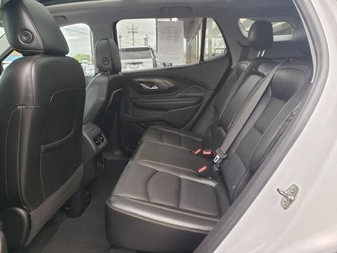 Used 2021 GMC Terrain SLT w/ Infotainment Package II AWD/4WD image 12