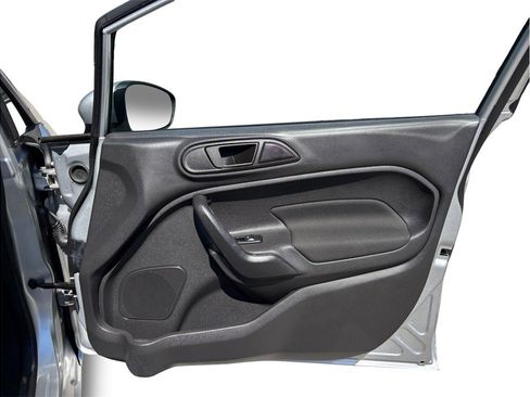 Used 2018 Ford Fiesta SE w/ Cold Weather Package image 33