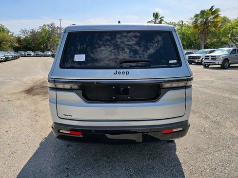 New 2026 Jeep Grand Wagoneer 4WD image 5