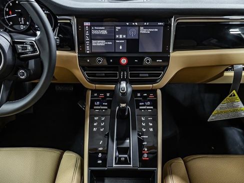 New 2025 Porsche Macan image 16