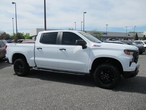 Used 2022 Chevrolet Silverado 1500 Custom Trail Boss image 2