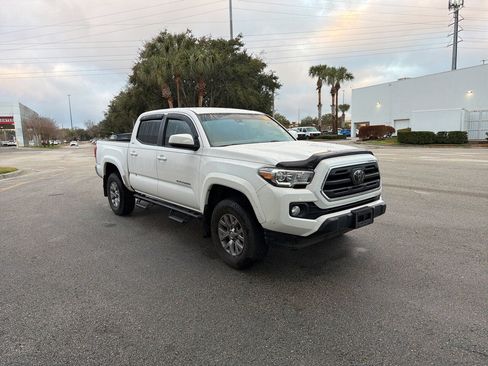 Used 2018 Toyota Tacoma SR5 image 7