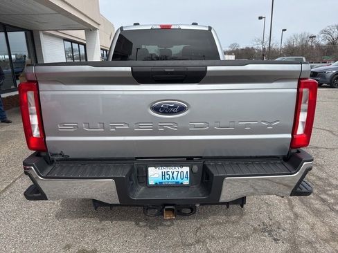 Used 2023 Ford F250 XLT image 7