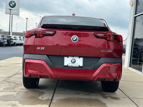 Used 2026 BMW X2 xDrive28i AWD/4WD image 8