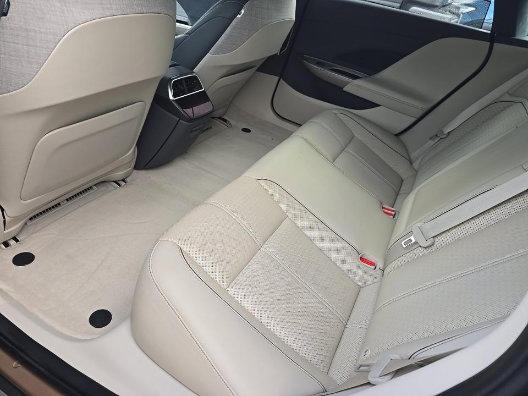 Used 2022 Lucid Air Dream Edition AWD/4WD image 4