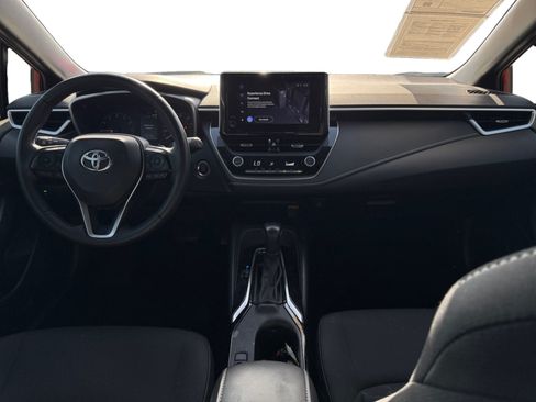 Used 2025 Toyota Corolla SE w/ SE Package FWD image 12