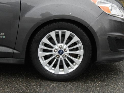 Used 2017 Ford C-MAX Energi SE w/ Cold Weather Package FWD image 33