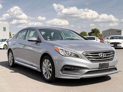 Used 2015 Hyundai Sonata Sport w/ Option Group 03 FWD image 5