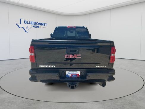 Used 2019 GMC Sierra 3500 Denali w/ Duramax Plus Package AWD/4WD image 4