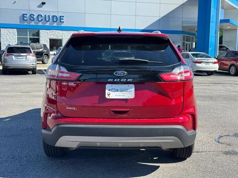 Used 2021 Ford Edge SEL w/ Convenience Package FWD image 4