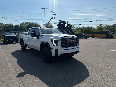 New 2026 GMC Sierra 2500 AT4 w/ AT4 Preferred Package AWD/4WD image 7