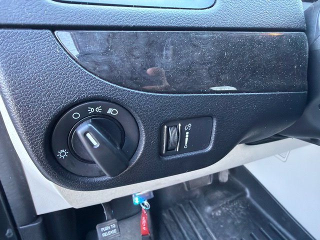 Used 2017 Dodge Grand Caravan SE w/ Power Window Group FWD image 9